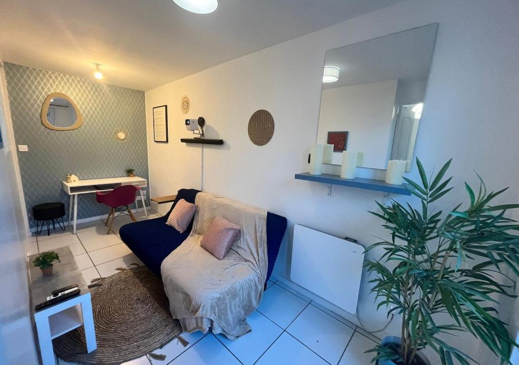 Denain Apartment | Le petit refuge 28m2 2 personnes avec extérieur