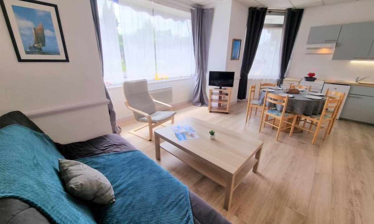 La Richardais Apartment | Le Petit Robinson by Interhome