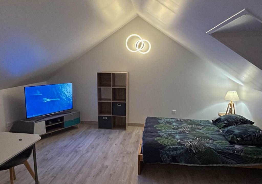 Lorcy Apartment | Le petit Saint Vincent, Neuf et calme