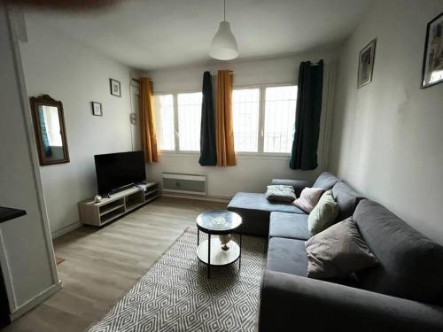 Savigny-sur-Orge Apartment | Le petit Savigny- proche d'Orly