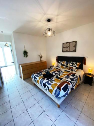 Les Herbiers Apartment | Le petit Verdun - Maison centre-ville avec terrasse privée