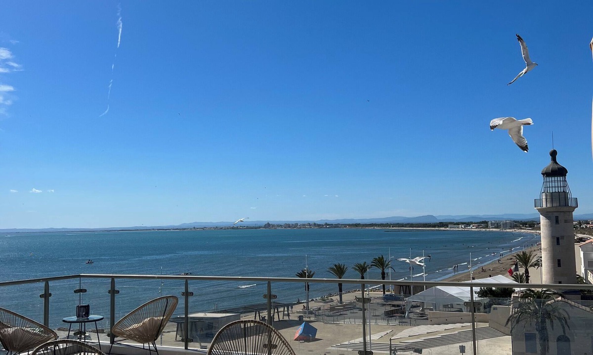 Le Grau-Du-Roi Apartment | Le Phare du Grau : Duplex d’exception, rooftop 100 m² vue mer panoramique
