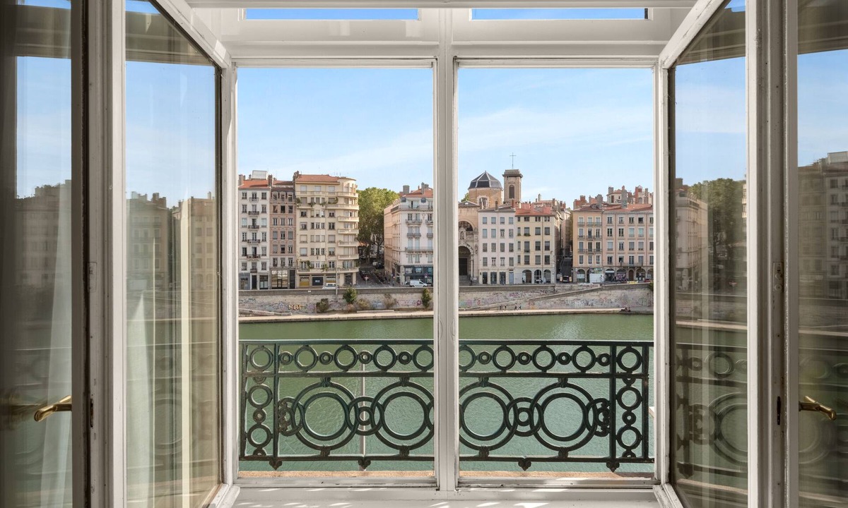 Old Lyon Hotel | Le Phenix Hotel