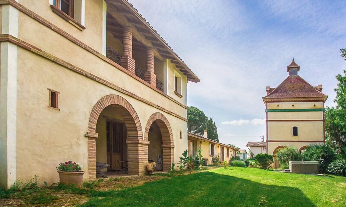 L'Isle-Jourdain Bed & Breakfast | Le Pigeonnier de Guerre
