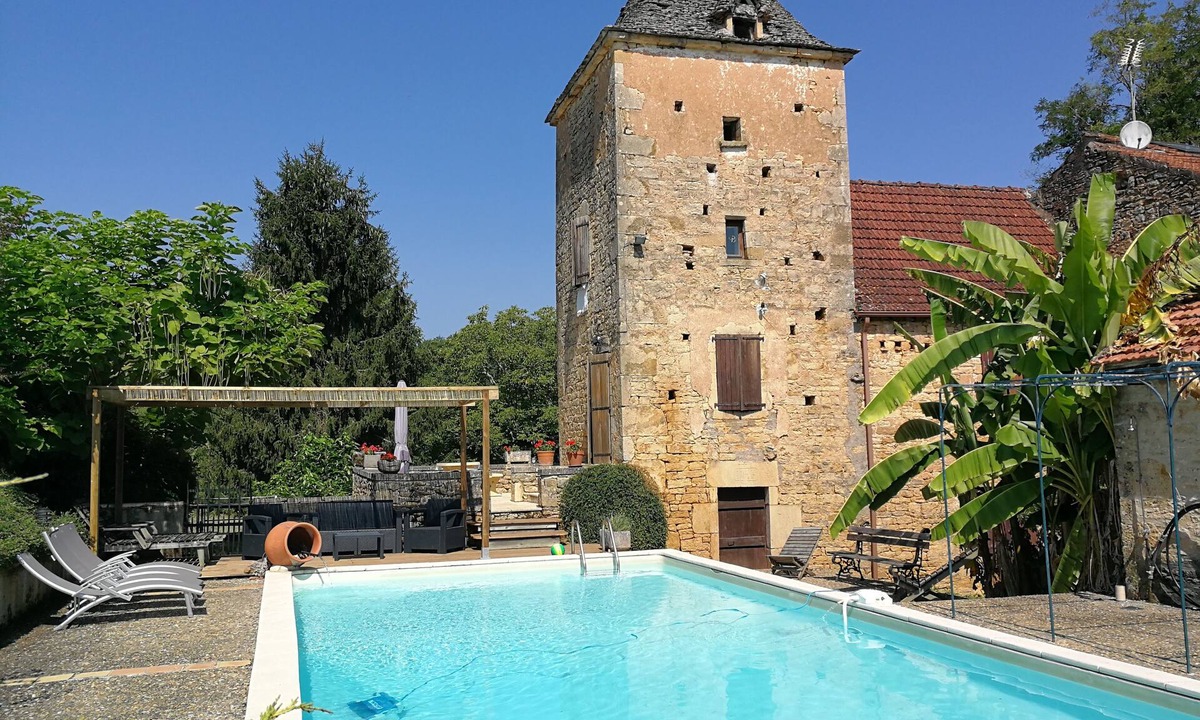 Goujounac House | Le Pigeonnier