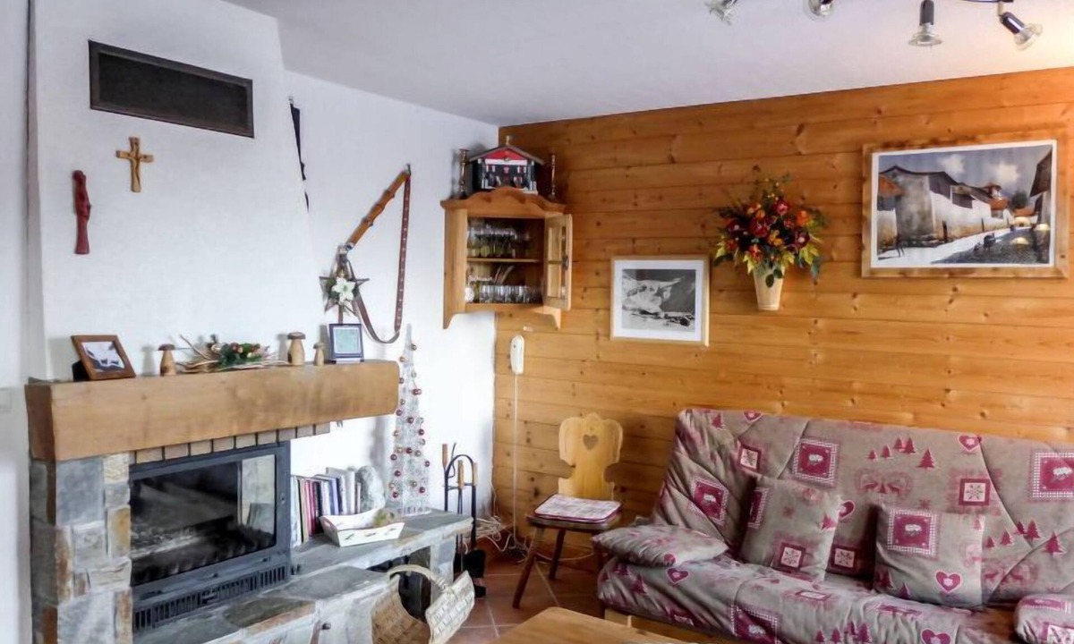 Le Tour Apartment | Le Plan des Reines by Interhome