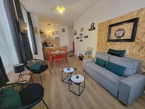 Gare Apartment | Le plein centre rez de chaussee au cœur de Calais
