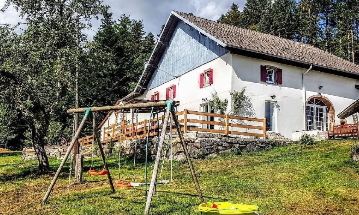 Cleurie House | Le Pré des Biches by Interhome