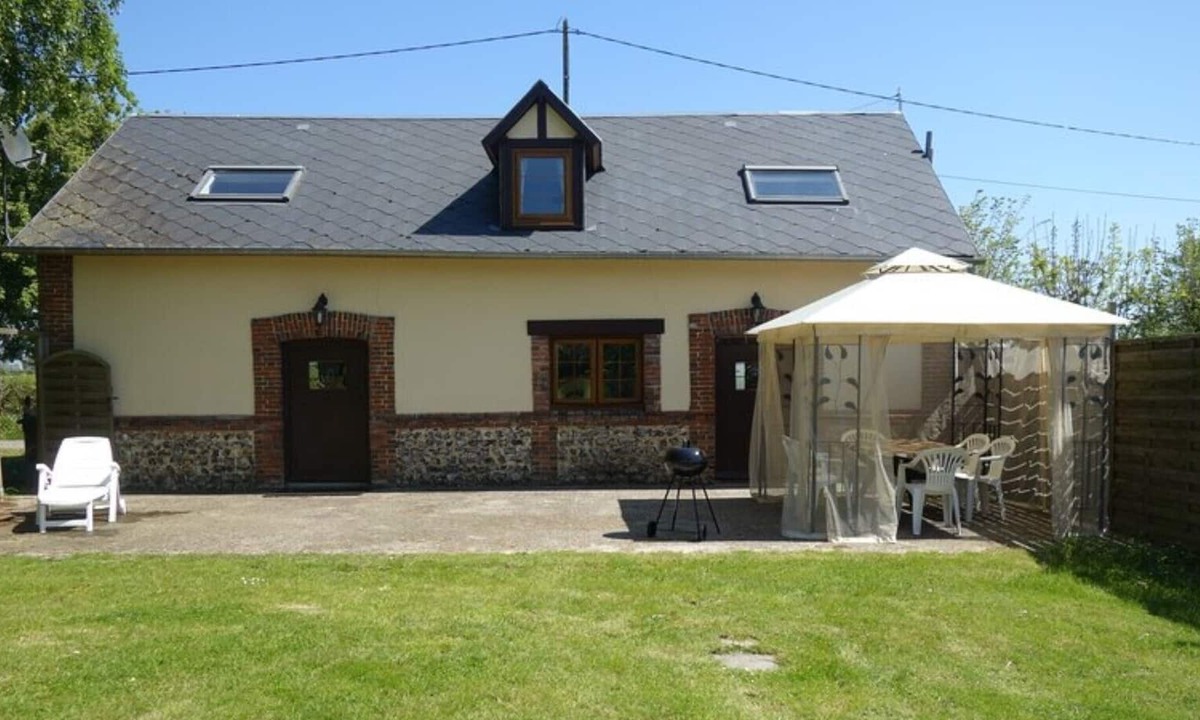 Capelle-les-Grands House | Le Pressior renovated barn