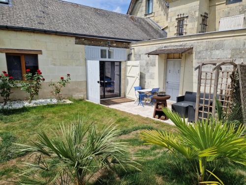 Turquant House | Le Pressoir