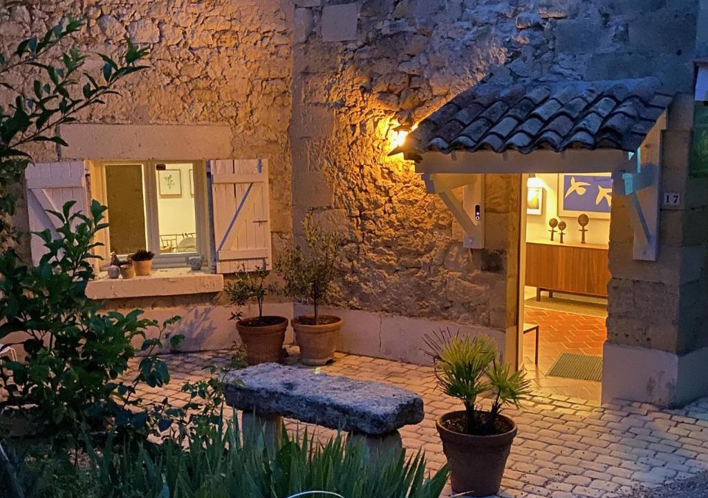 Saint-Pey-de-Castets Bed & Breakfast | Le Prieuré de Saint Pierre