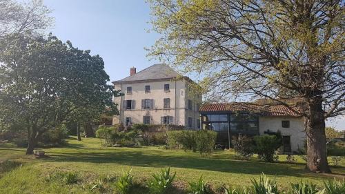 Marcilly-le-Chatel House | Le Rézinet - Gîte de groupes