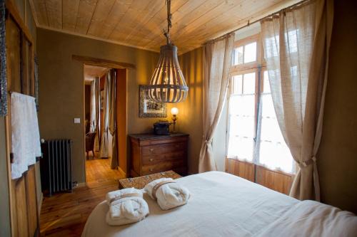 Bagneres-de-Bigorre Bed & Breakfast | Le Rêve d'Aghon Chambres et Restaurant