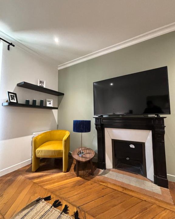 Les Gondoles Apartment | Le Rêveur - Parking Gratuit, Wifi, RER C Choisy-le-Roi
