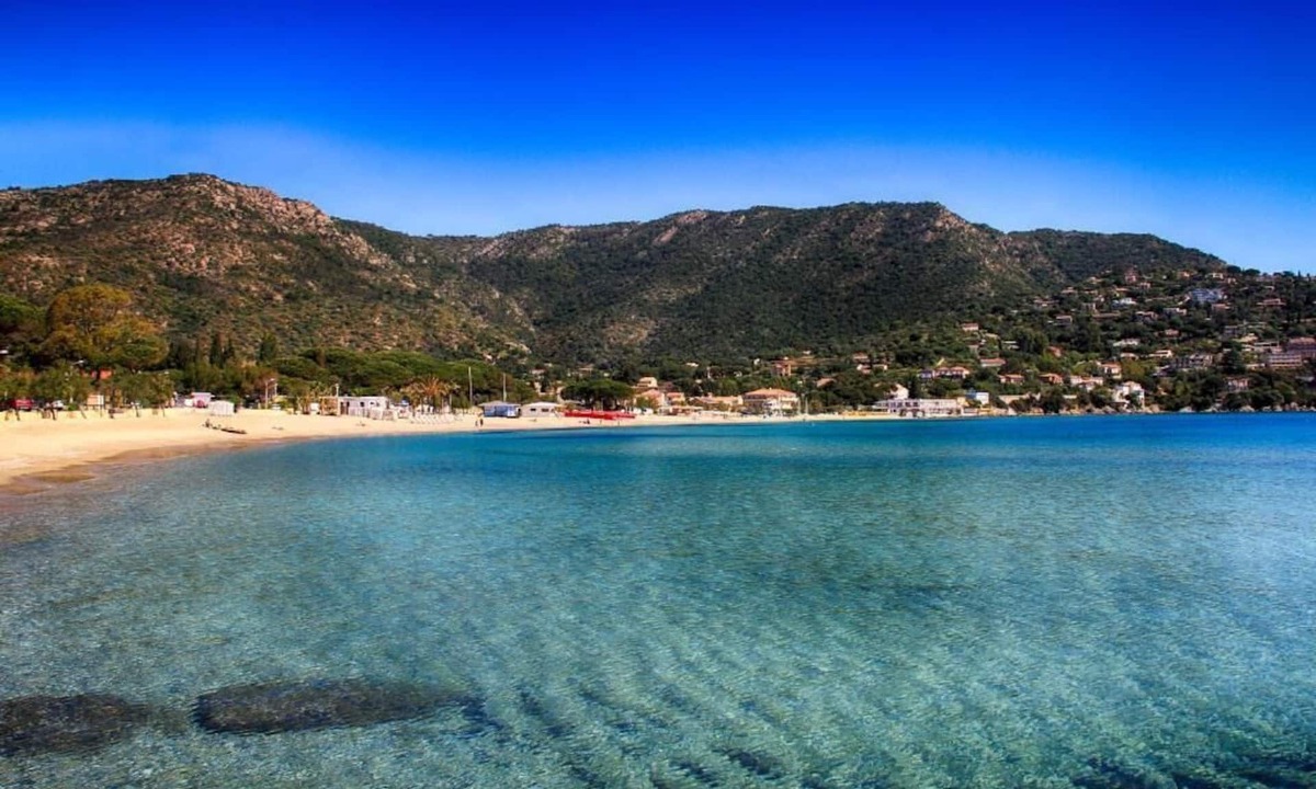 Le Lavandou Hotel | Le Rabelais