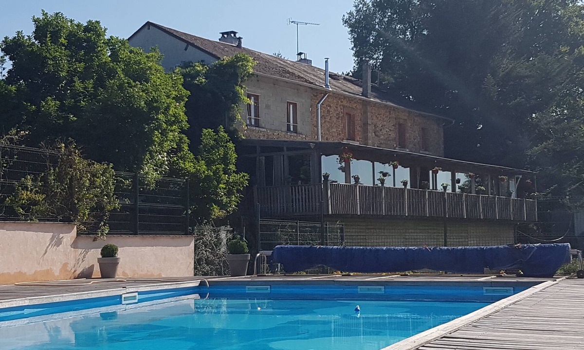 Augne Hotel | Le Ranch des Lacs, Hôtel Restaurant à Augne