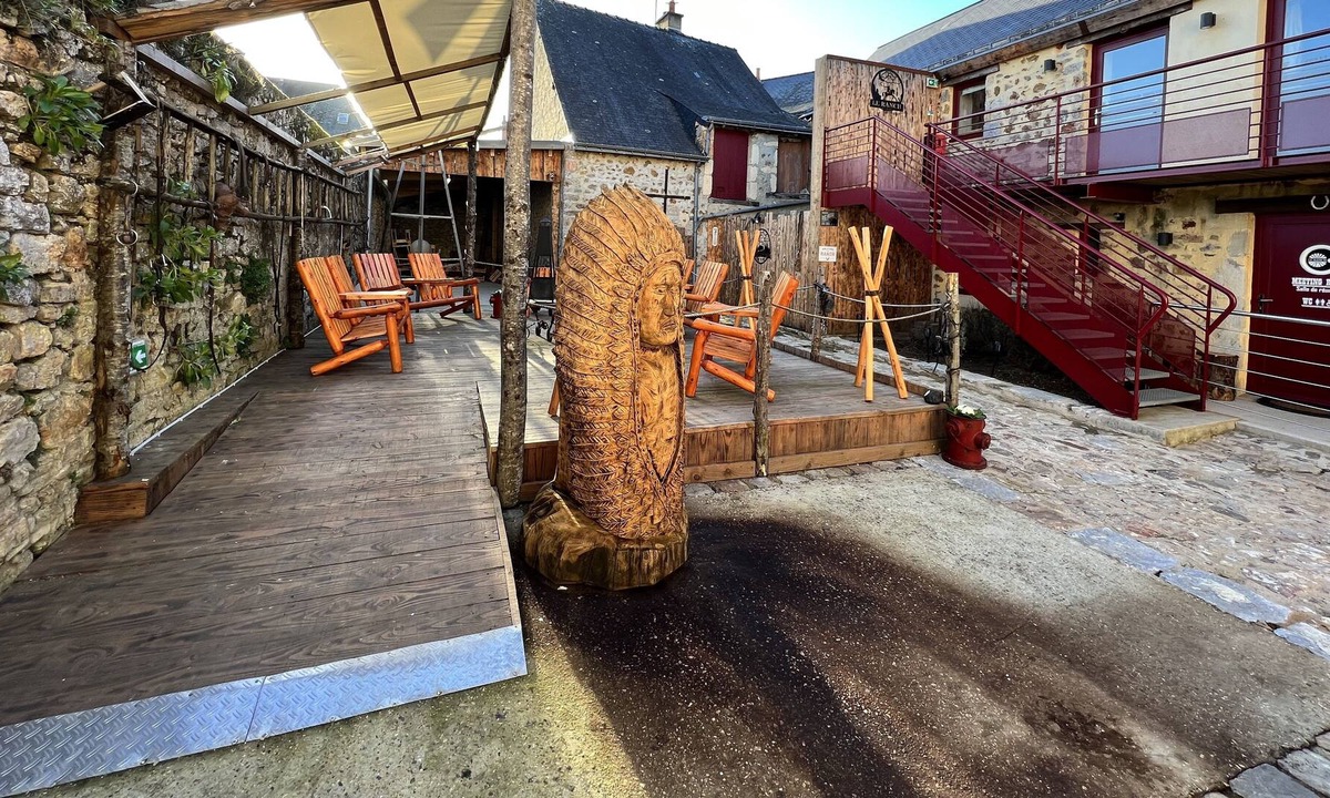 Brulon Hotel | Le Ranch