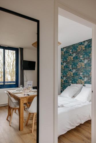 Pont Rean Apartment | Le Reflet des Cygnes