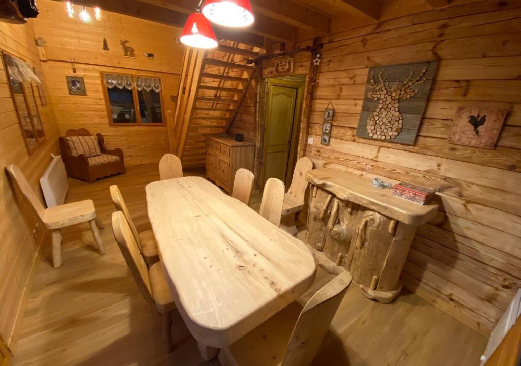 Saint-Laurent-en-Grandvaux Ski Chalet | le refuge des Marmottes