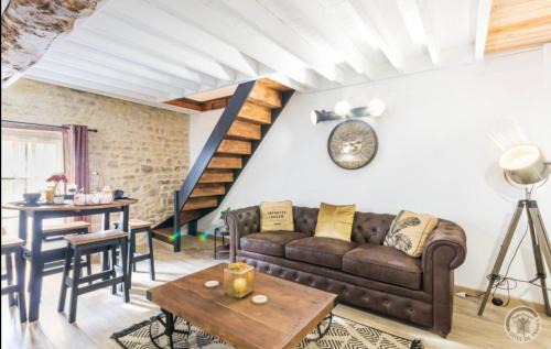 Juaye-Mondaye House | Le refuge de l'hortensia 2