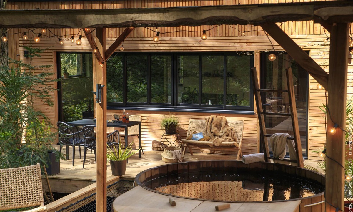 Hardelot-Plage Cabin | Le Refuge-Log Cabin-Luxury-Mobility bath-Woodland view