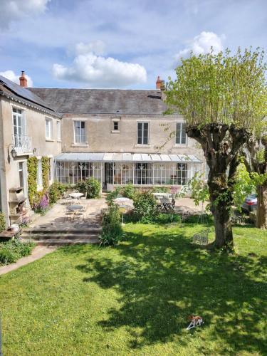 Vatan House | Le Relais des Roses- Sauna, Chambres d'hôtes, Gîte