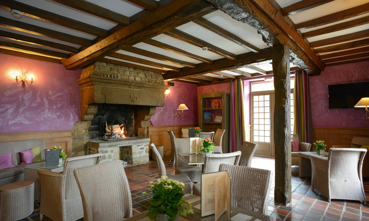 Le Mont-Saint-Michel Hotel | Le Relais Du Roy