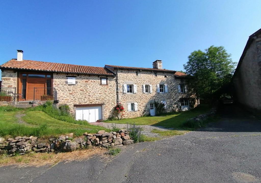 Anglards-de-Saint-Flour House | Le Relais de Garabit