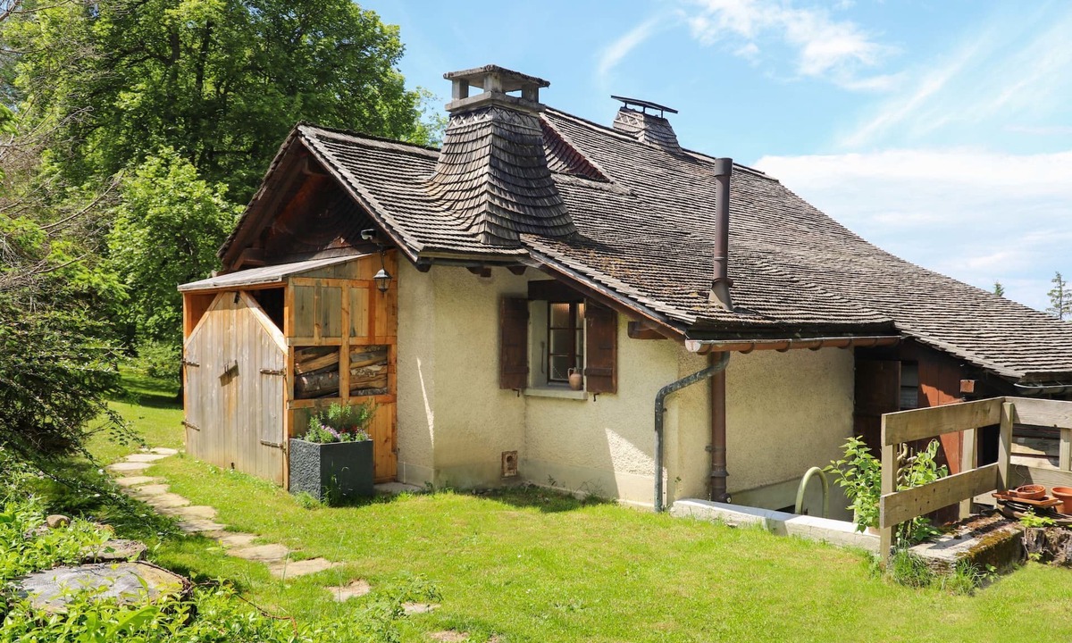 Caux House | Le Revers by Interhome