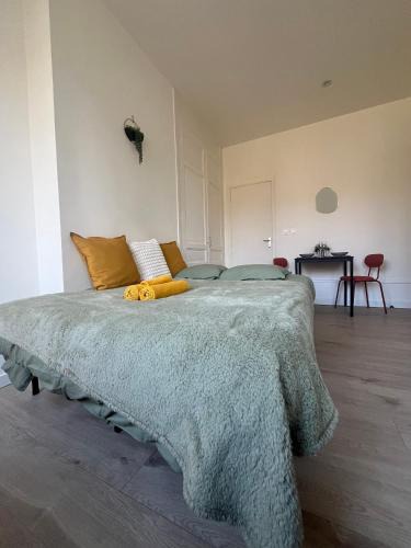 Douai Apartment | Le Rivage - Gare, Wifi, Parking, TV