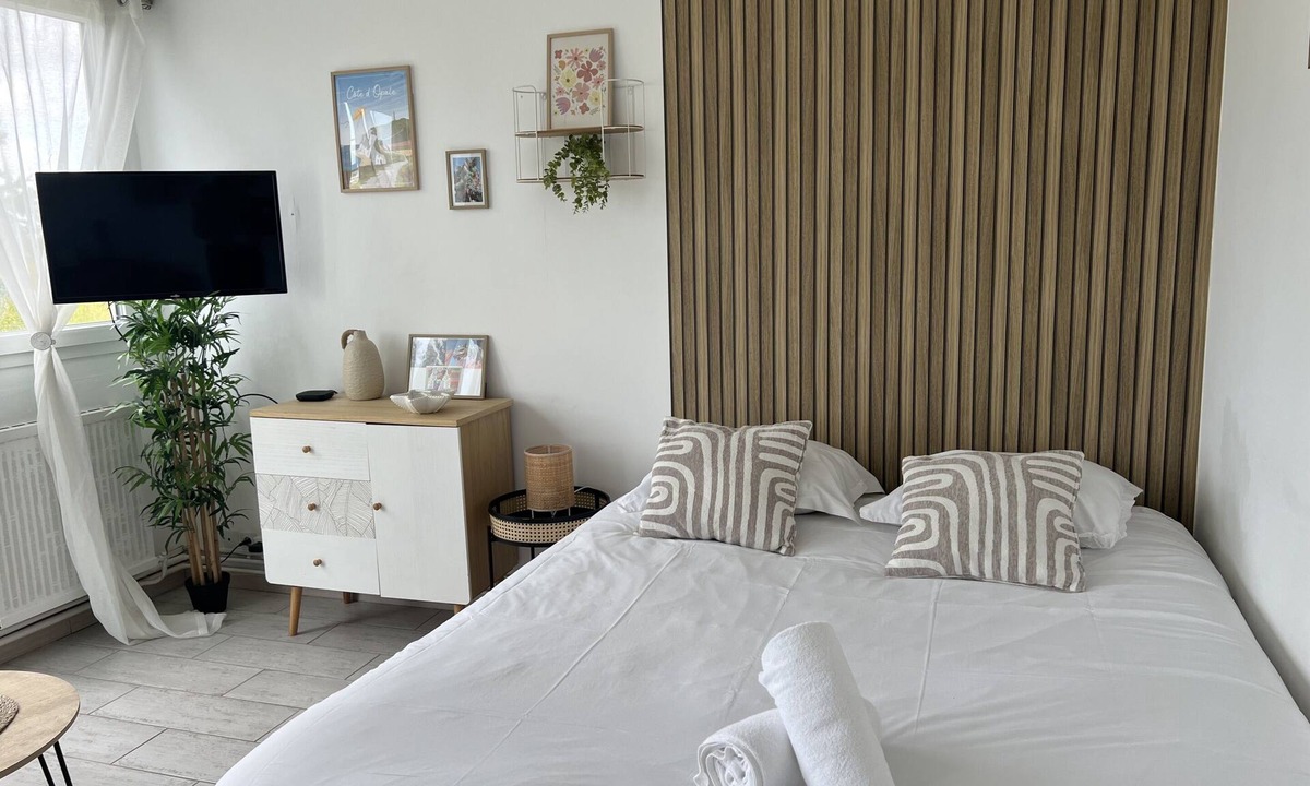Port Apartment | Le Rodin, charming studio 50m from the beach