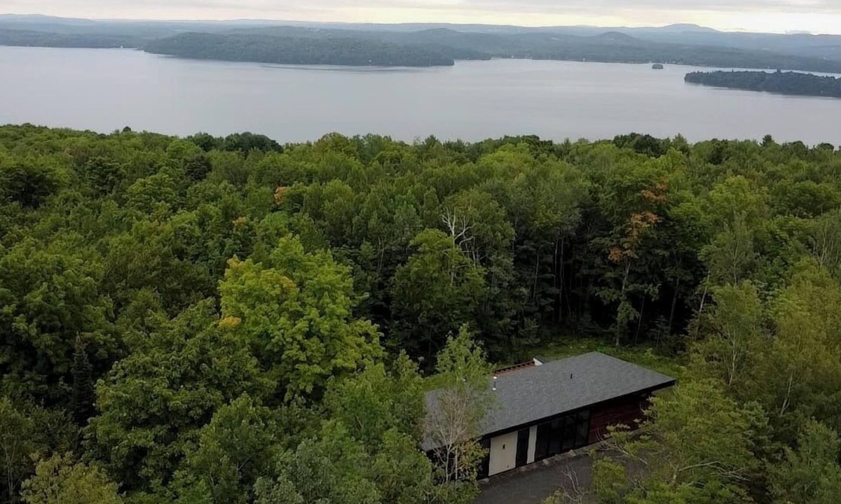 Potton Ski Chalet | Le Roselin - Owl's Head