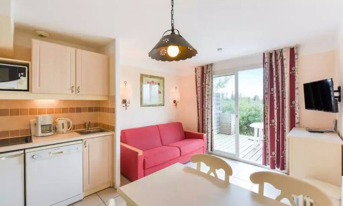 Rouret Villa | Le Rouret houses - maeva Home - 2 Room House 5 People Selection
