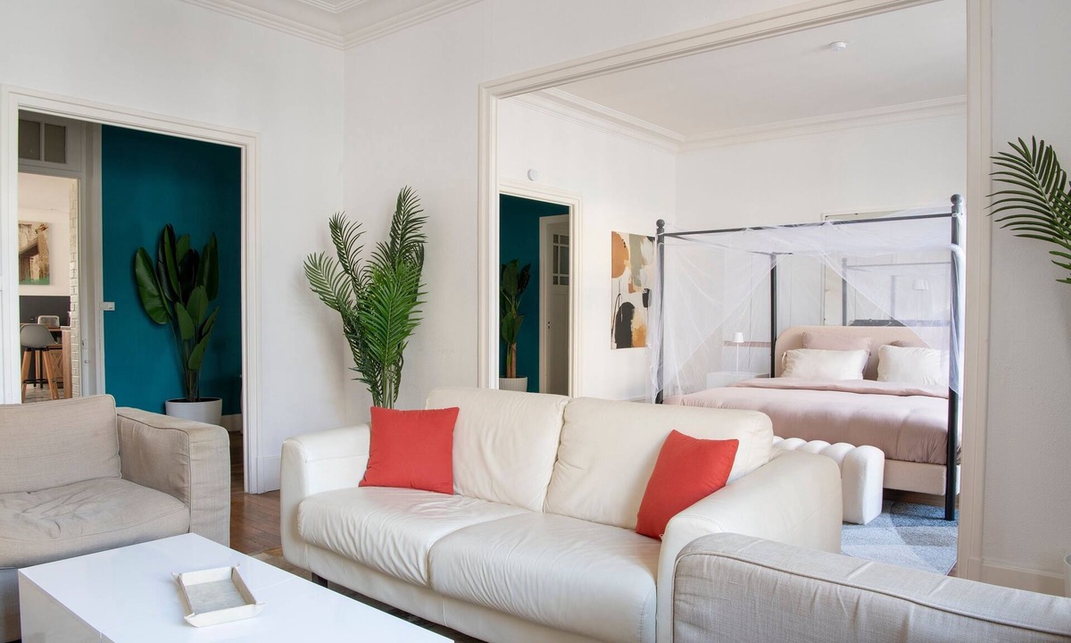 Saint-Quentin Apartment | Le Saint-Quentin - Studio avec Terrasse