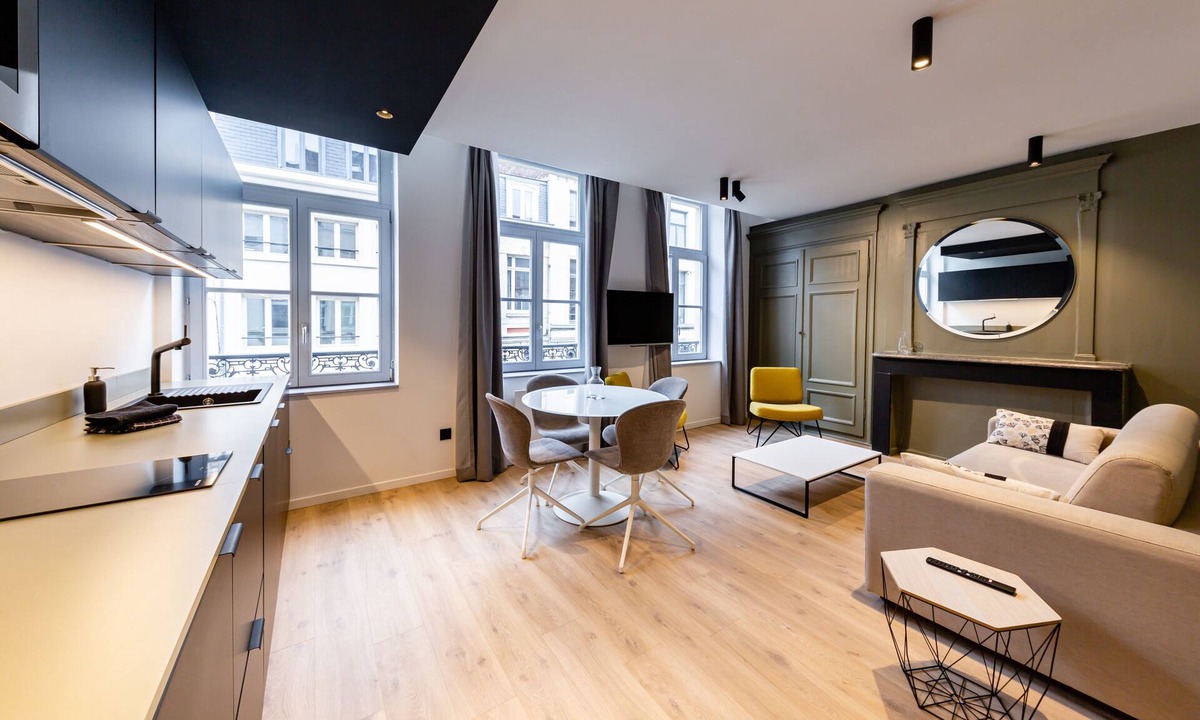 Old Lille Apartment | Le Saint-Sauveur, charm & modernity up to 4 people