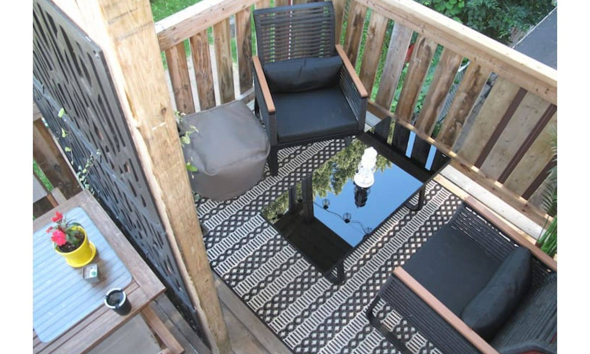 Trois-Rivieres Apartment | Le Sainte-Julie Loft & Parking