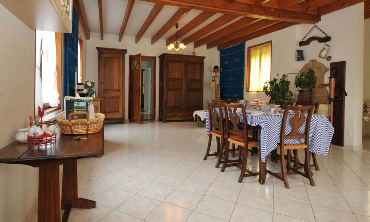 Bouy House | Le Sans Souci - Bouy