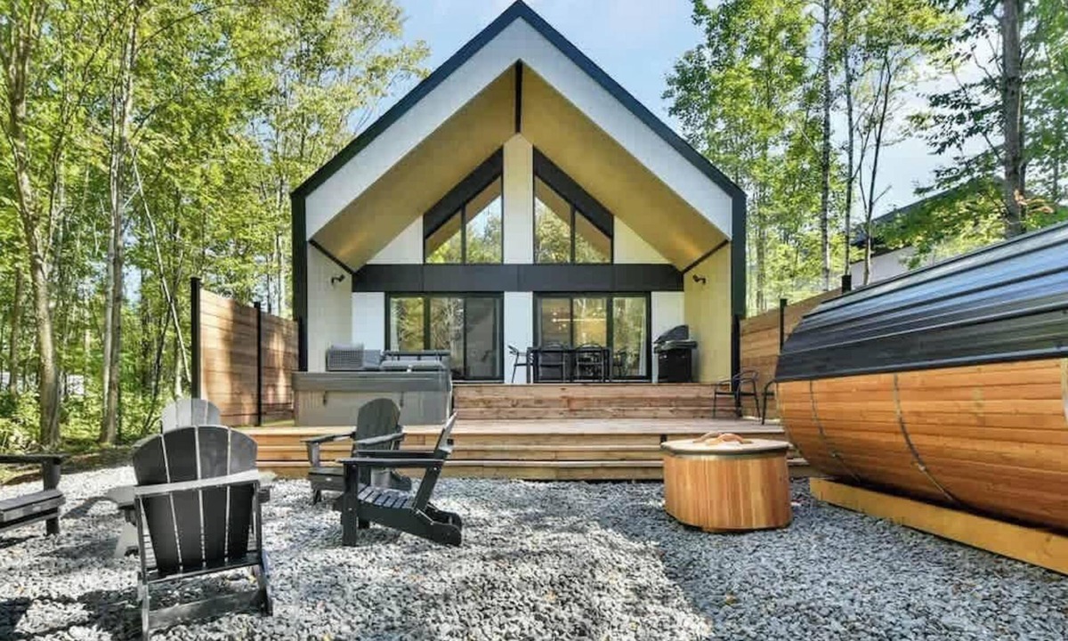Pont-Rouge Ski Chalet | Le Scandinave – Nordic Retreat – Private Sauna, Sp
