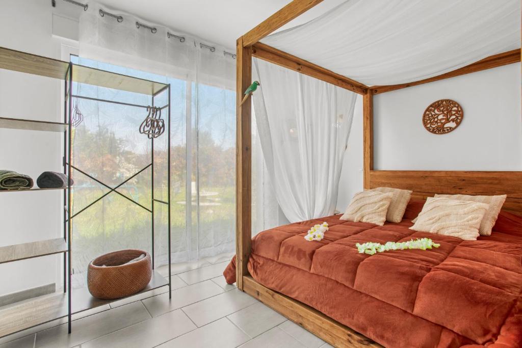 Besse-sur-Issole House | Le Second Paradis