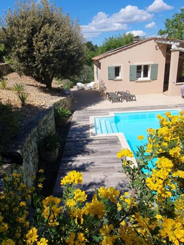 Entrechaux Villa | Le Soleil du Ventoux