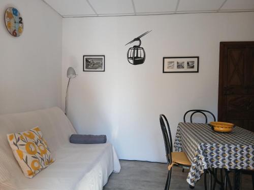 Esquieze-Sere Apartment | Le Som' des Pyrénées