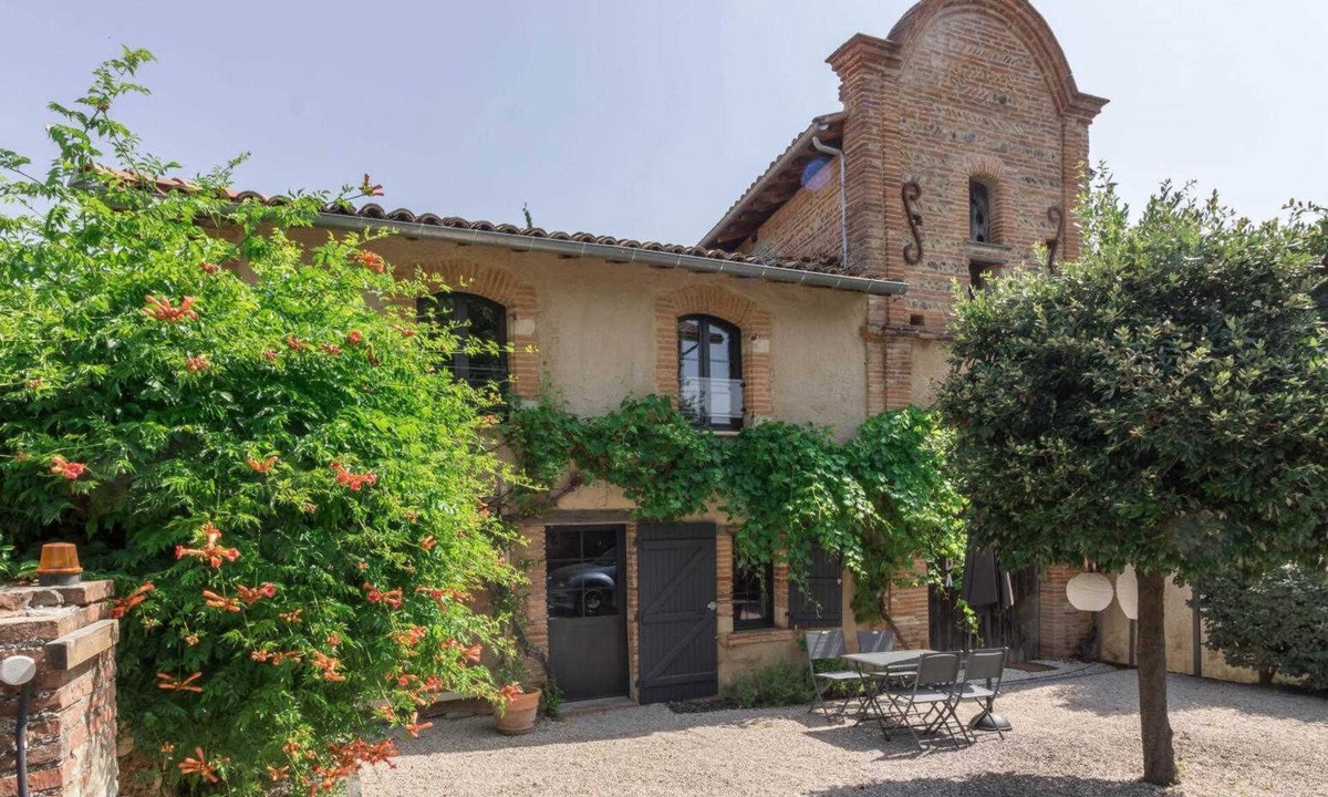 Saint-Elix-le-Chateau House | Le Sourire des Anges 2