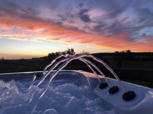 Trigueres Bed & Breakfast | Le Spa est dans le Pré