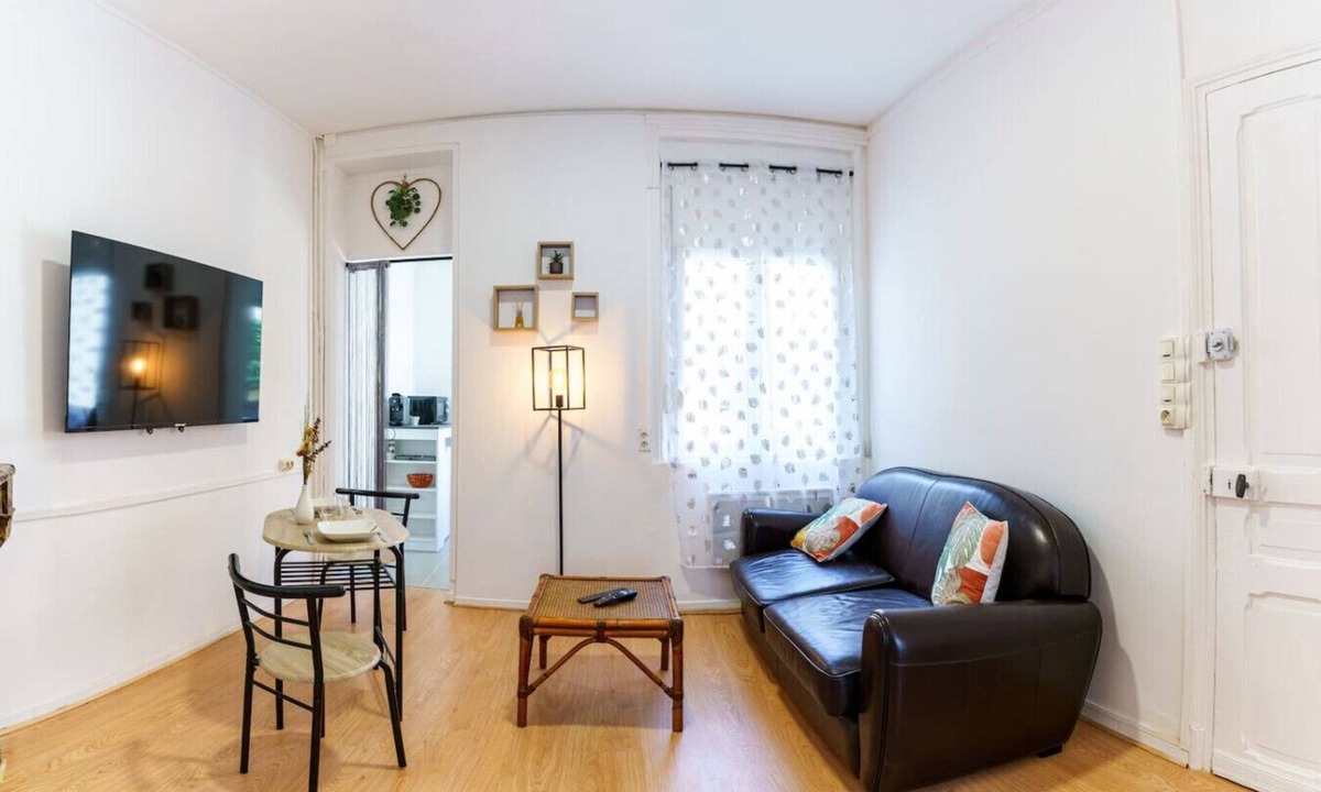 Saint-Quentin Apartment | Le Spacieux, Gare et Centre, Fibre et Bureau, Idéal Pro