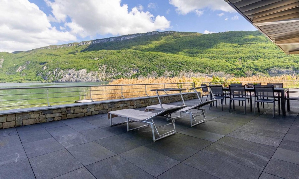 Brison-Saint-Innocent House | LE ST-INN - BRISON SAINT INNOCENT