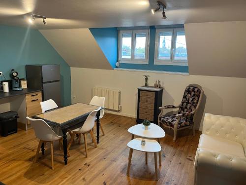 Neuville-Saint-Remy Apartment | Le studio 99