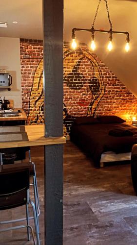 Bruz Apartment | Le studio d'Angèle : Blondie