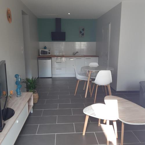 Alencon Apartment | le studio de Bruno