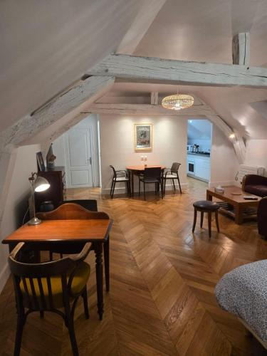 Thomery Apartment | Le Studio du Clos Malou