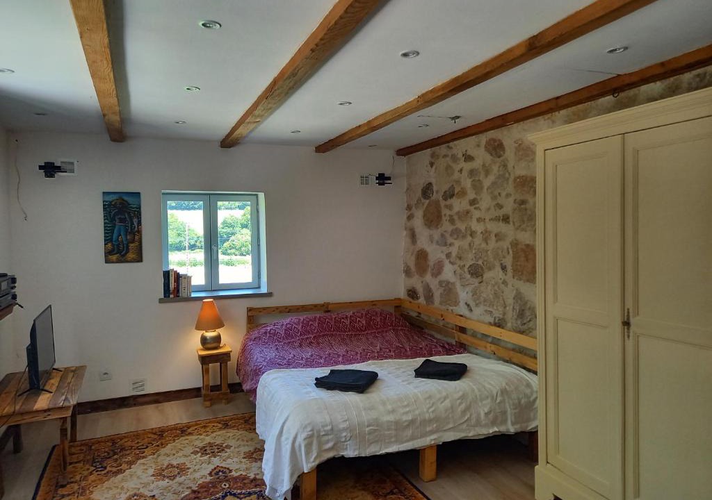 Cussy-en-Morvan Bed & Breakfast | Le Studio du Crot Noir